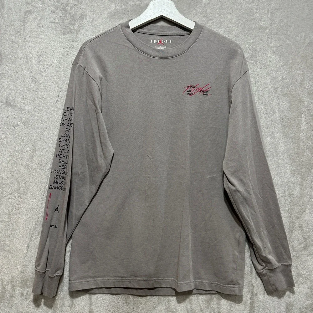 Jordan Flight Air Tour 2022 Long Sleeve T-Shirt Light Brown Mens S DM0846-016